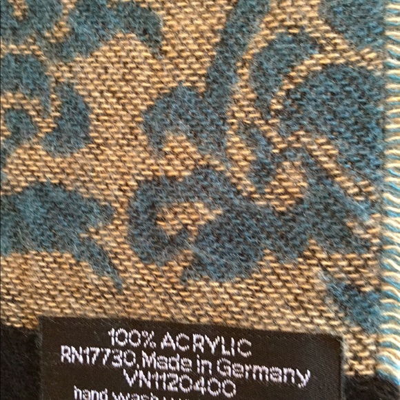 SOLD! 2 Beautiful Fraas Scarves made In Germany - Picture 5 of 6